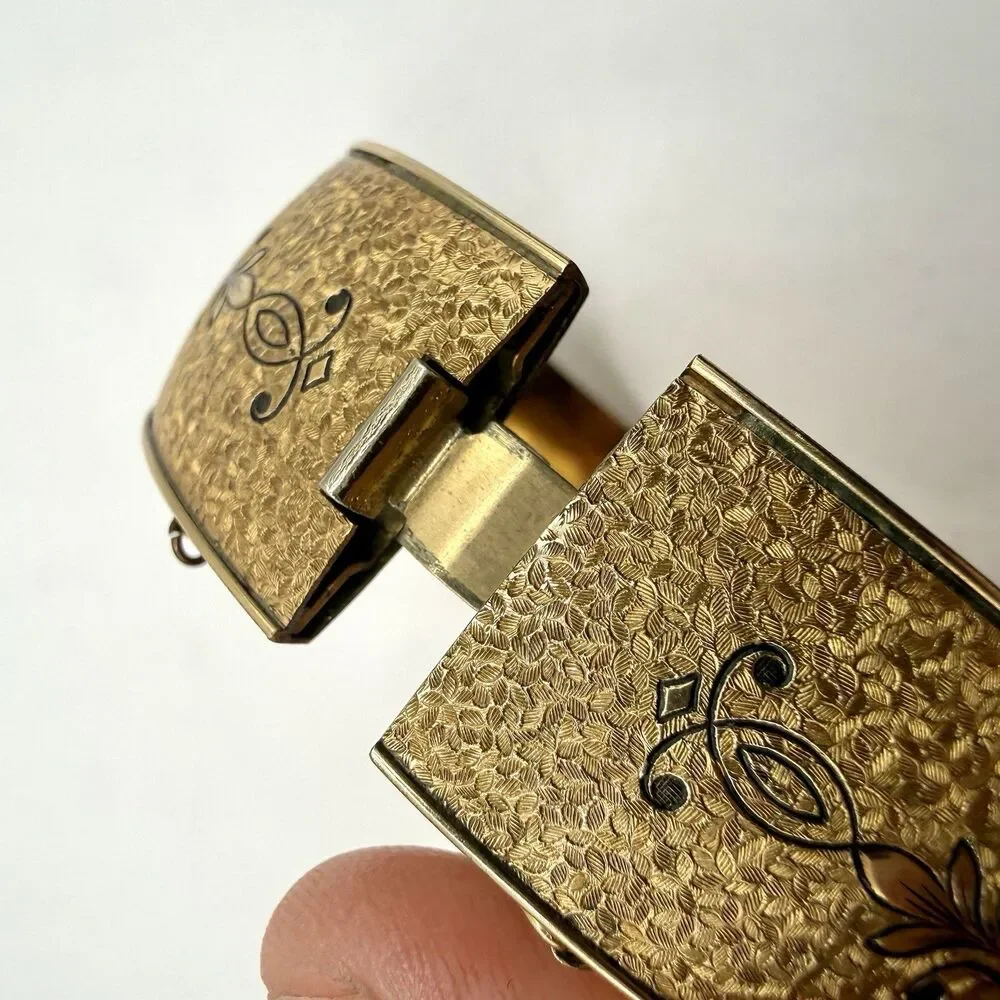 Victorian Revival Binder Bros. 1/20 12k GF Gold Filled Floral Engraved Hinged 7